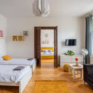 Tesnov Appartement
