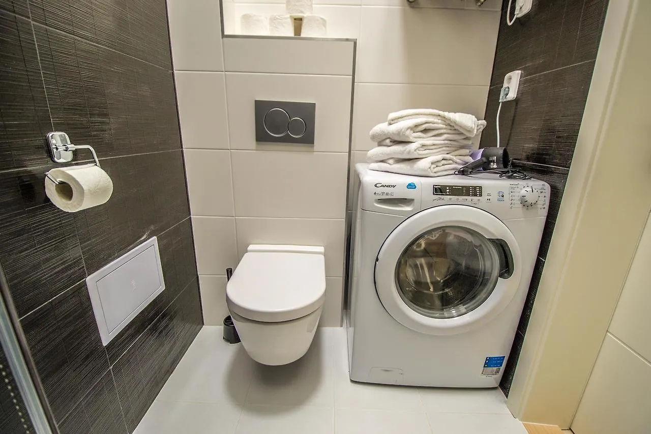 3Bdr City Center Ruterra Apartment Prague