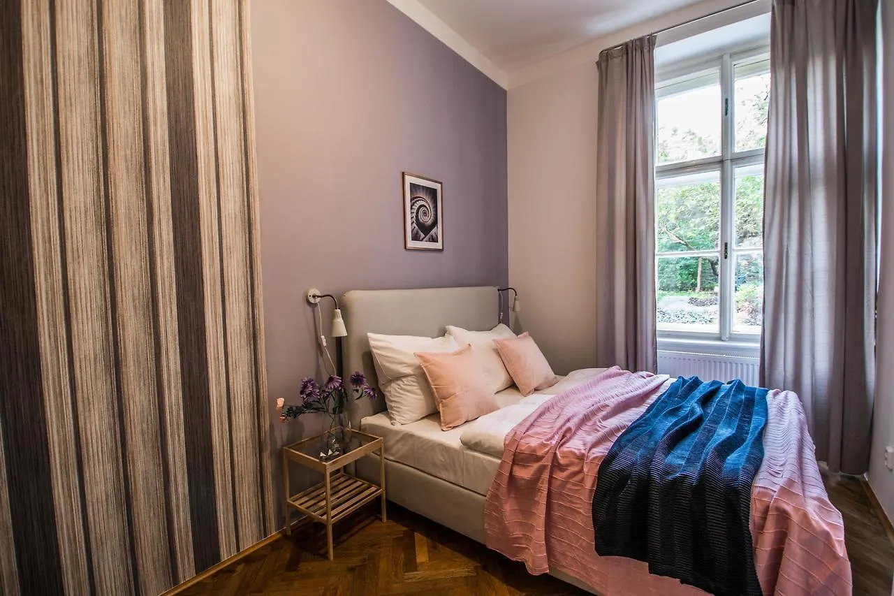 3Bdr City Center Ruterra Apartment Prague Czech Republic