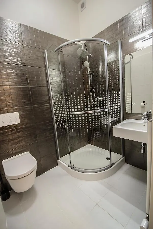 3Bdr City Center Ruterra Apartment Prague