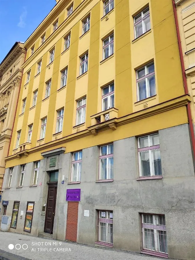 3Bdr City Center Ruterra Apartment Prague 0*,
